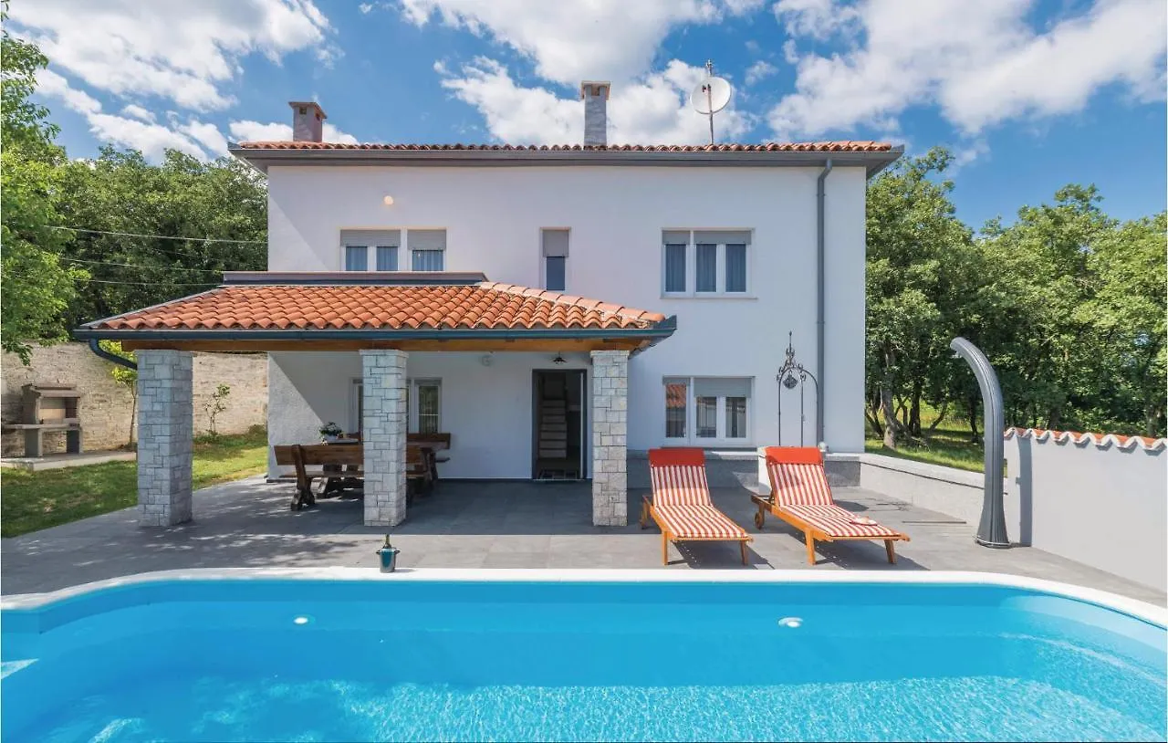 Pet Friendly Home In Manjadvorci With Wifi Croatia