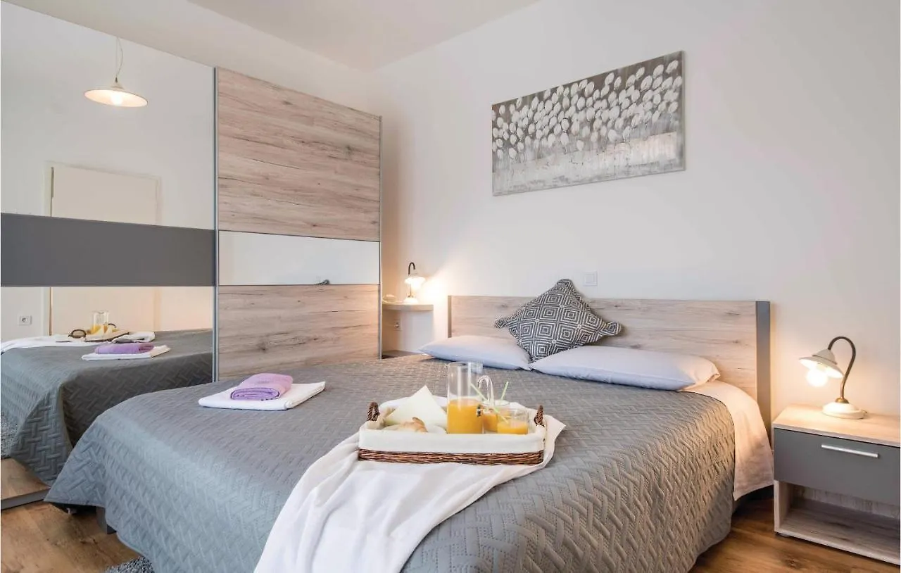 Holiday home Pet Friendly Home In Manjadvorci With Wifi