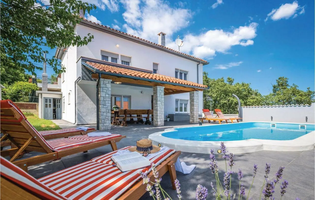 Pet Friendly Home In Manjadvorci With Wifi 0*,  Croatia